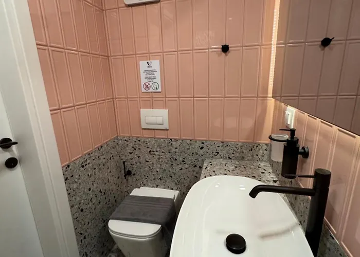 Valory #2,2 Aesthetic Apartman Szaloniki